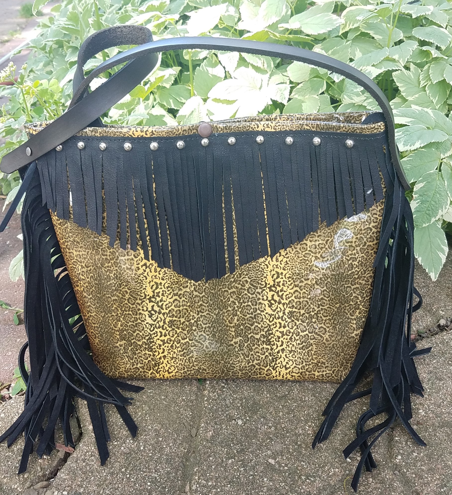 Black Gold Fringe Top Handle Bag With Gold Sequin Embroidery, Temple  Inspired, Shoulder Strap and Sling for Prom, Wedding and Evening Party -  Etsy